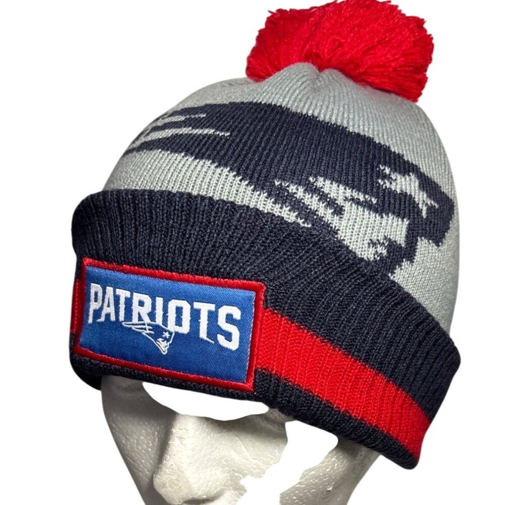 New England Patriots Knit Beanie W/ Red Pom Bud Light NFL Football Black Gray